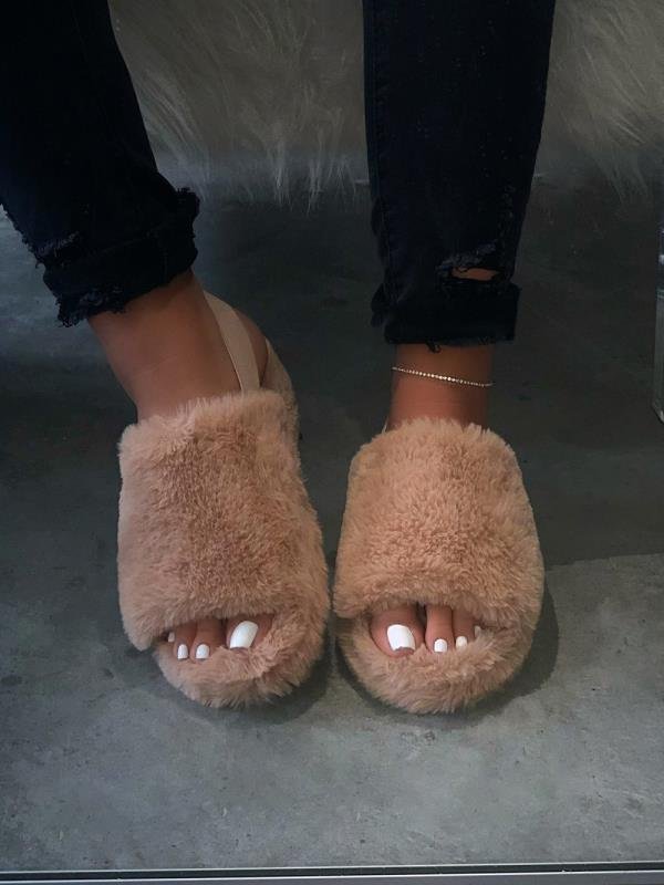 Klassy Swag Open-Toe Plush Slippers