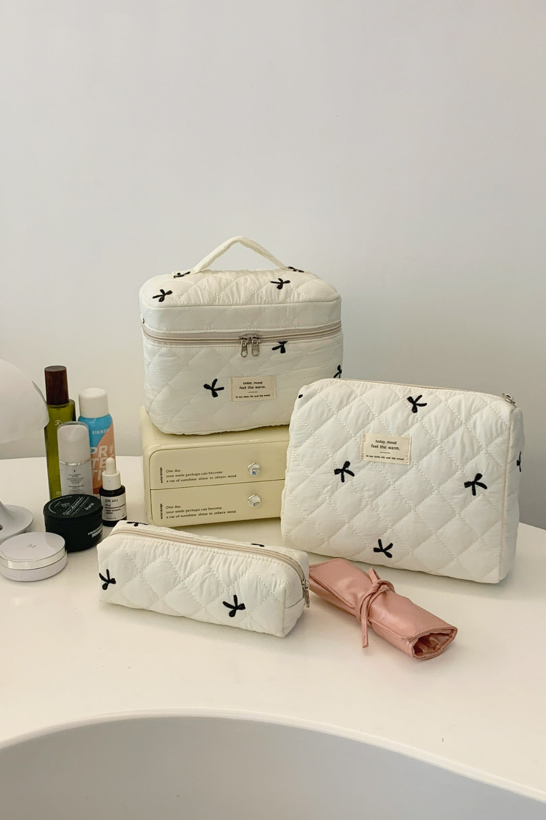 Bonnie Bow Quilted Cloth Storage Bag Set