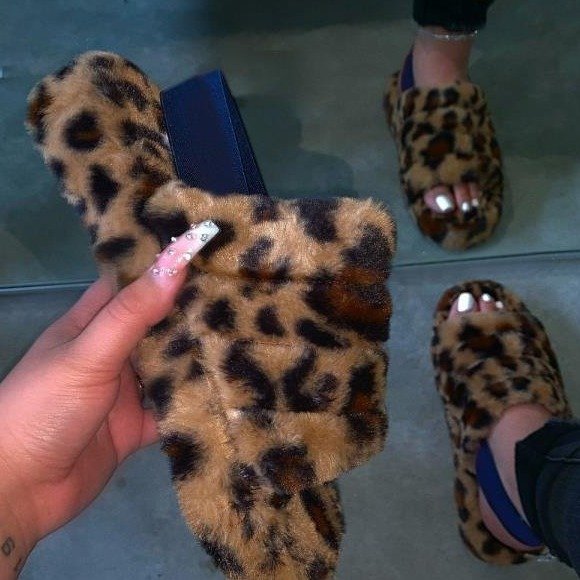 Klassy Swag Open-Toe Plush Slippers