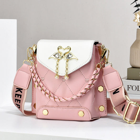 Western Style Pearl Chain Shoulder Bag