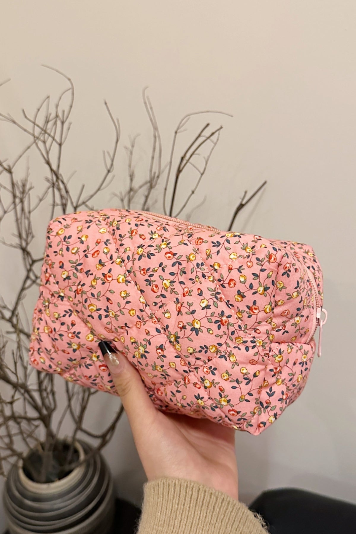 Floral Quilted Clutch Make Up Bag with Plaid Lining